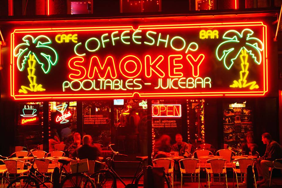 Smokey Coffeeshop Amsterdam - Weed Recommend