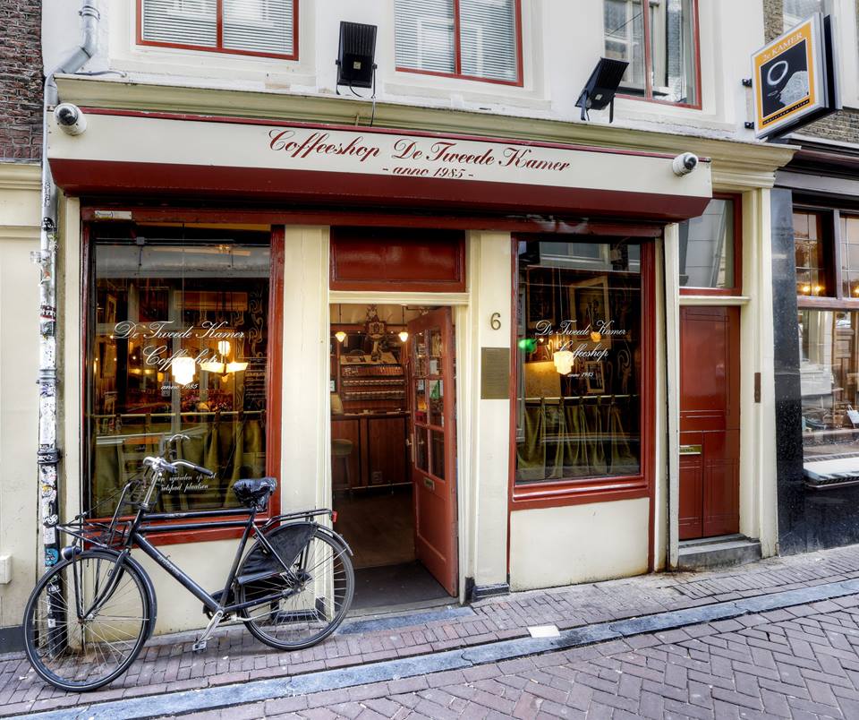 Tweede Kamer Coffeeshop Amsterdam - Weed Recommend